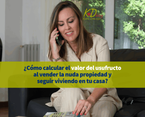 Katia Domingo haciendo una llamada a un cliente