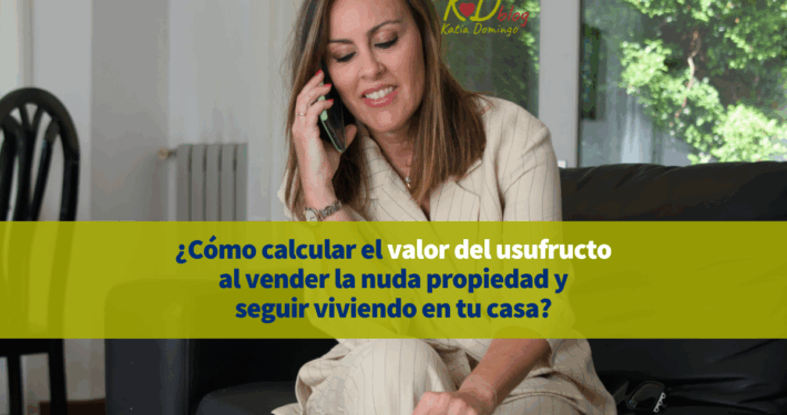 Katia Domingo haciendo una llamada a un cliente